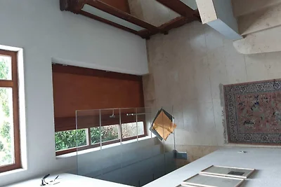 Villa mit Pool und Sauna in Meeresnähe