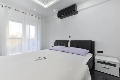 Adriatic Villa Privlaka - Two bedroom Villa w...