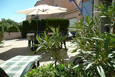 Vakantiehuis in Fleury met zwembad