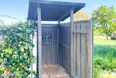 Holzhaus mit rustikalem Charme