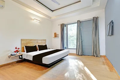 Super Townhouse Sector 49 Sohna Road