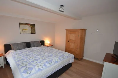 Vakantiehuis in Alkersum met zwembad