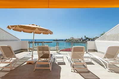 Strandapartment mit Terrasse und Aussicht