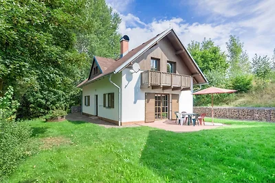 Geräumiges Ferienhaus in Javornik