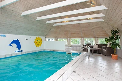 12 Personen Ferienhaus in Væggerløse