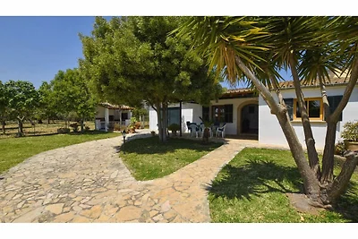 Spaziosa casa vacanze con piscina privata