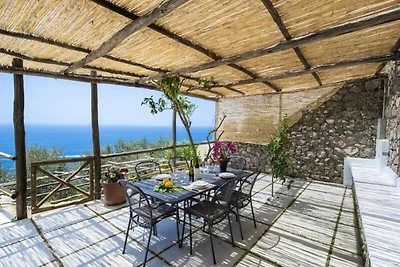 Villa a Praiano con vista mare e jacuzzi