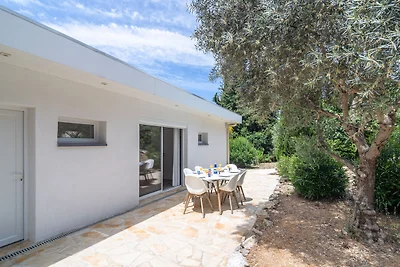 Luxuriöse Villa mit privatem Pool