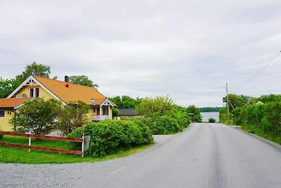 8 Personen Ferienhaus in ADELSÖ