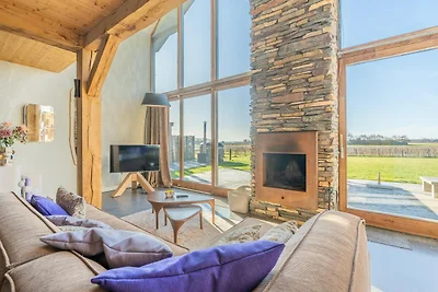 Moderne Villa für 6 Personen mit privatem Whi...