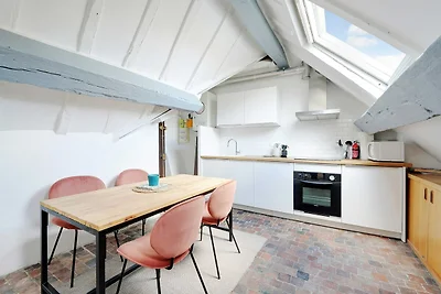 Lichte 4P-studio in het hart van Parijs:...