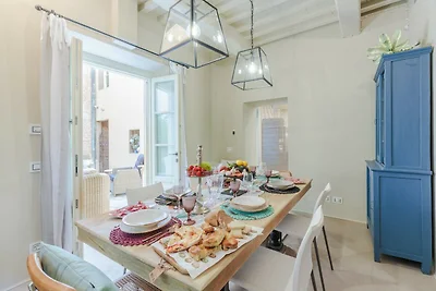 Wohnung in Lucca mit privatem Garten