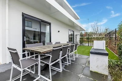 Gloednieuwe luxe villa