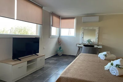 Villa tranquilla ad Alykes con terrazza