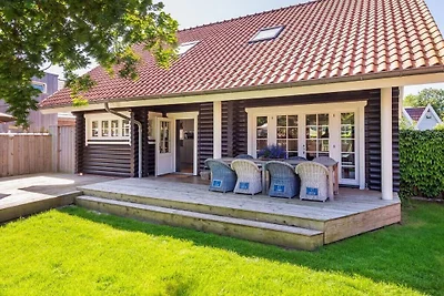 Villa mit 2 Schlafzimmer