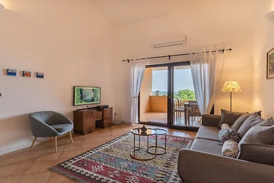 Ferienhaus in Kaštelir mit Schwimmbecken