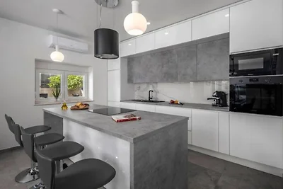 Villa Stipea - Four Bedroom Villa with Swimmi...