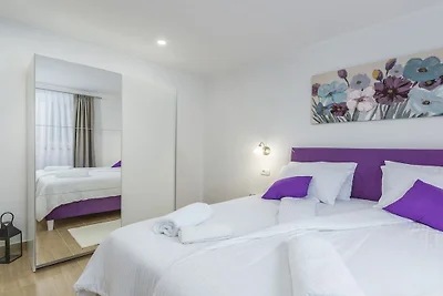 Holiday apartment with 2 bedrooms