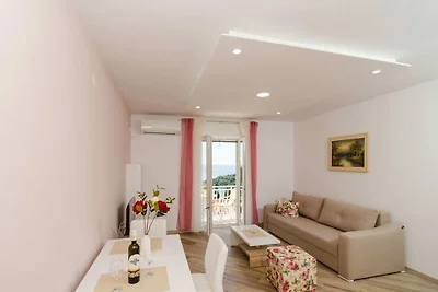 Apartments Marmo - Comfort One Bedroom Apartm...