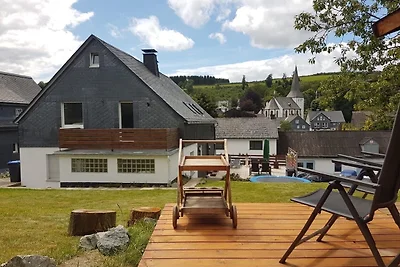 Ferienhaus in Grönebach mit Terrasse