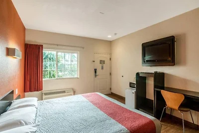 1 Kingsize-Bett | Rauchen,...