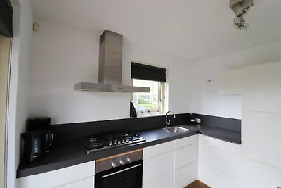 Bungalow w Południowej Holandii nad Wodą