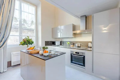 Appartement aan het plein Piazza San Michele