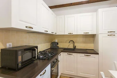 Ferienhaus in Pjescana Uvala in Strandnähe