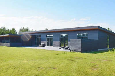 14 persoons vakantie huis in Væggerløse-By...