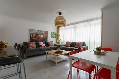 Haus bei Playa de Las Canteras mit Garten