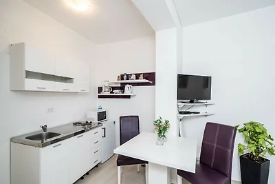 Apartments Isabora - Studio Apartment