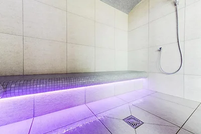 Moderne Wohnung in Combloux mit Sauna