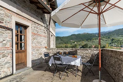Appartamento con jacuzzi e piscina