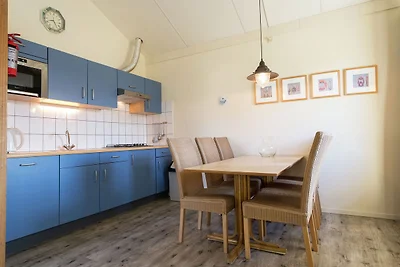 Komfortabler Bungalow mit Geschirrspüler, 1,5...