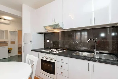 Villa Supetar Garden - Two Bedroom Apartment ...