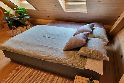 Echo Valley Hillside Holiday Home with Sauna ...