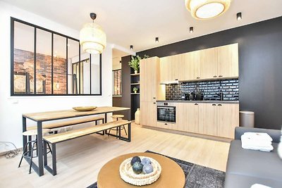 Apartamento con encanto - 3 habitaciones, 8 b...