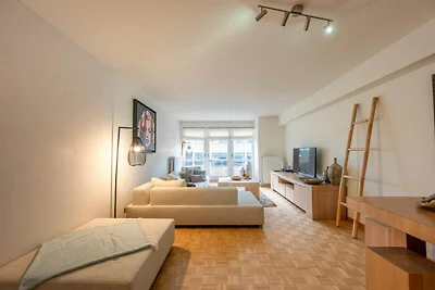 Helles Apartment in der Nähe der Lippenslaan
