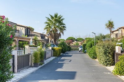 Terraced house in the Domaine Les Tamaris et ...