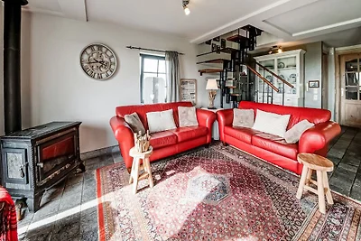 Schönes Ferienhaus in Houffalize mit Terrasse