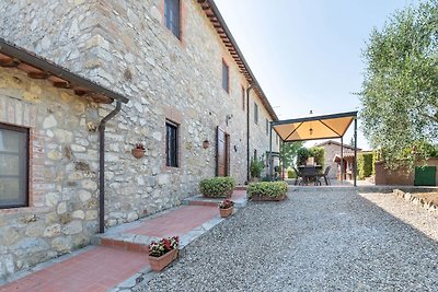 Casa vacanze baciata dal sole con giardino