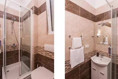 Superior Studio Apartment with Terrace and Se...