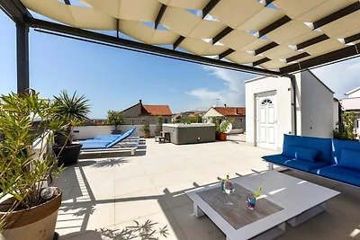 Moderne Villa mit Swimmingpool