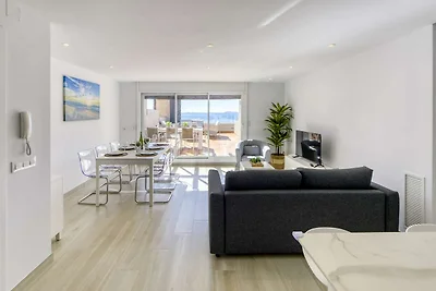 Appartamento a Roses vicino a Rock Beach