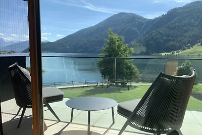 Aqua Vista Lakeside Apartments