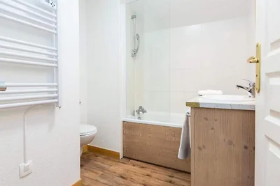 4 Zimmer 8/9 Personen