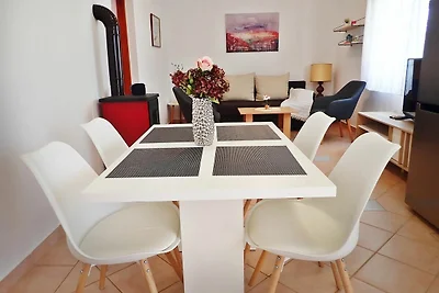 Wohnung in Starigrad Paklenica
