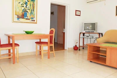 Apartments Antonio - Two Bedroom Apartment wi...