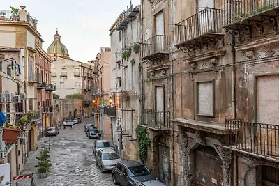 Casa Abbanniata in Ballaro