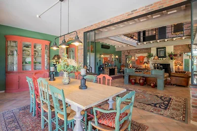 Große Familienvilla in Arles mit Pool